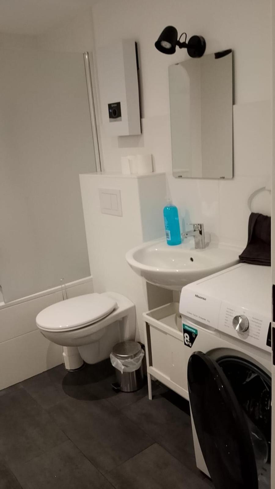 Monteurwohnung Business Links Langenfeld Apartment